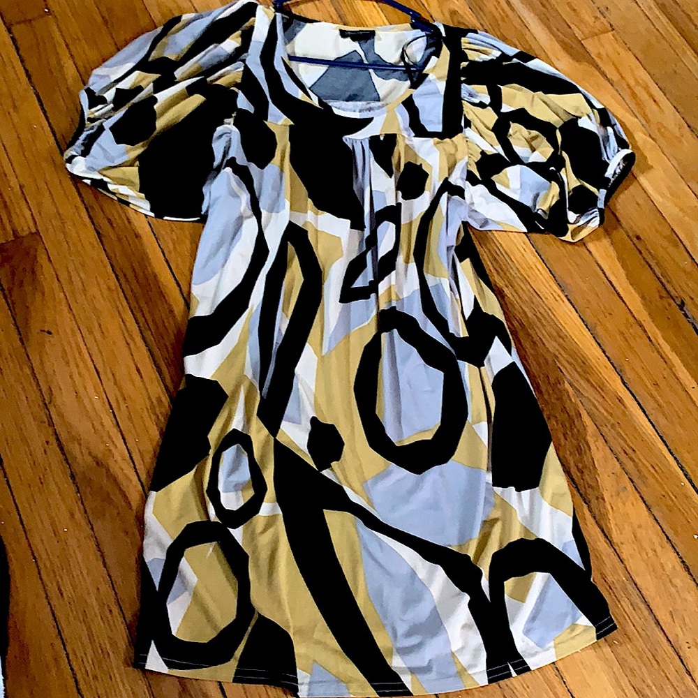 Baby doll sleeves free flowing easy wear dress sz sm